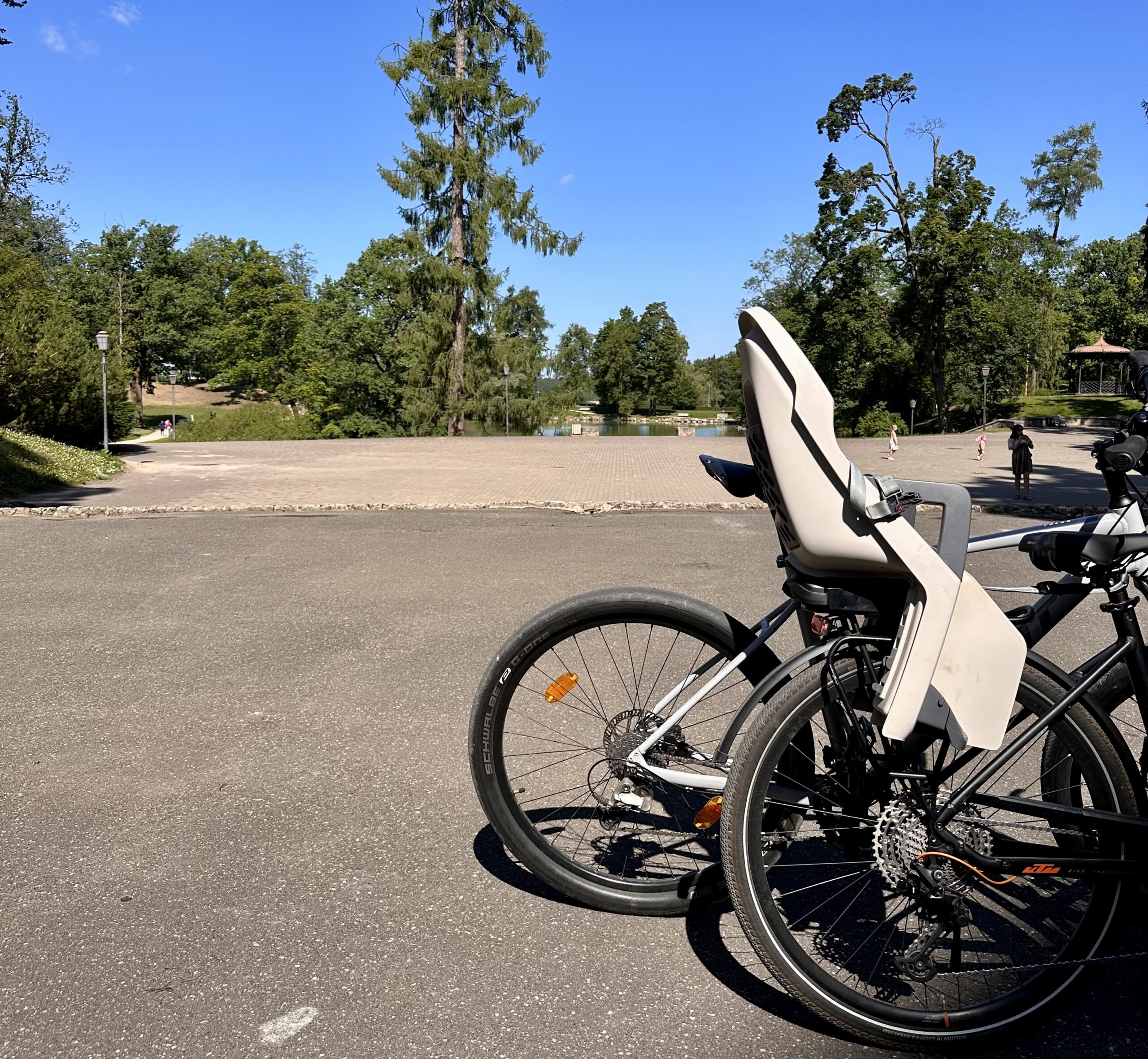 rid3.net: First Steps into the Garage